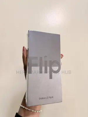 New Samsung Galaxy Z Flip4 256 GB Black