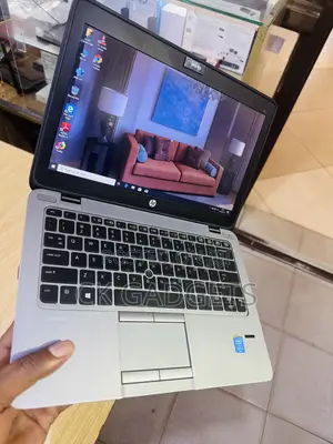 New Laptop HP EliteBook 820 G2 8GB Intel Core I7 HDD+SSD 500GB