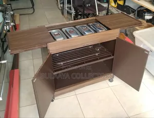 Philips Hostess Trolley Food Warmer/Grill in a Wood-Effect Finish.