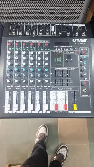 Yamaha Amp Mixer