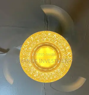 Bulb Fan With 3 Curve In And Curve Propellers