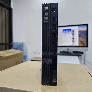 Desktop Computer Lenovo 32GB Intel Core i7 SSD 512GB