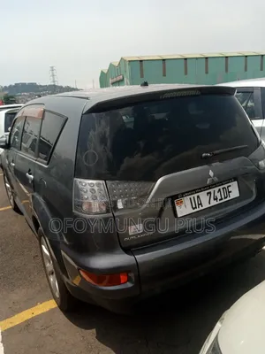 Mitsubishi Outlander 2010 Black