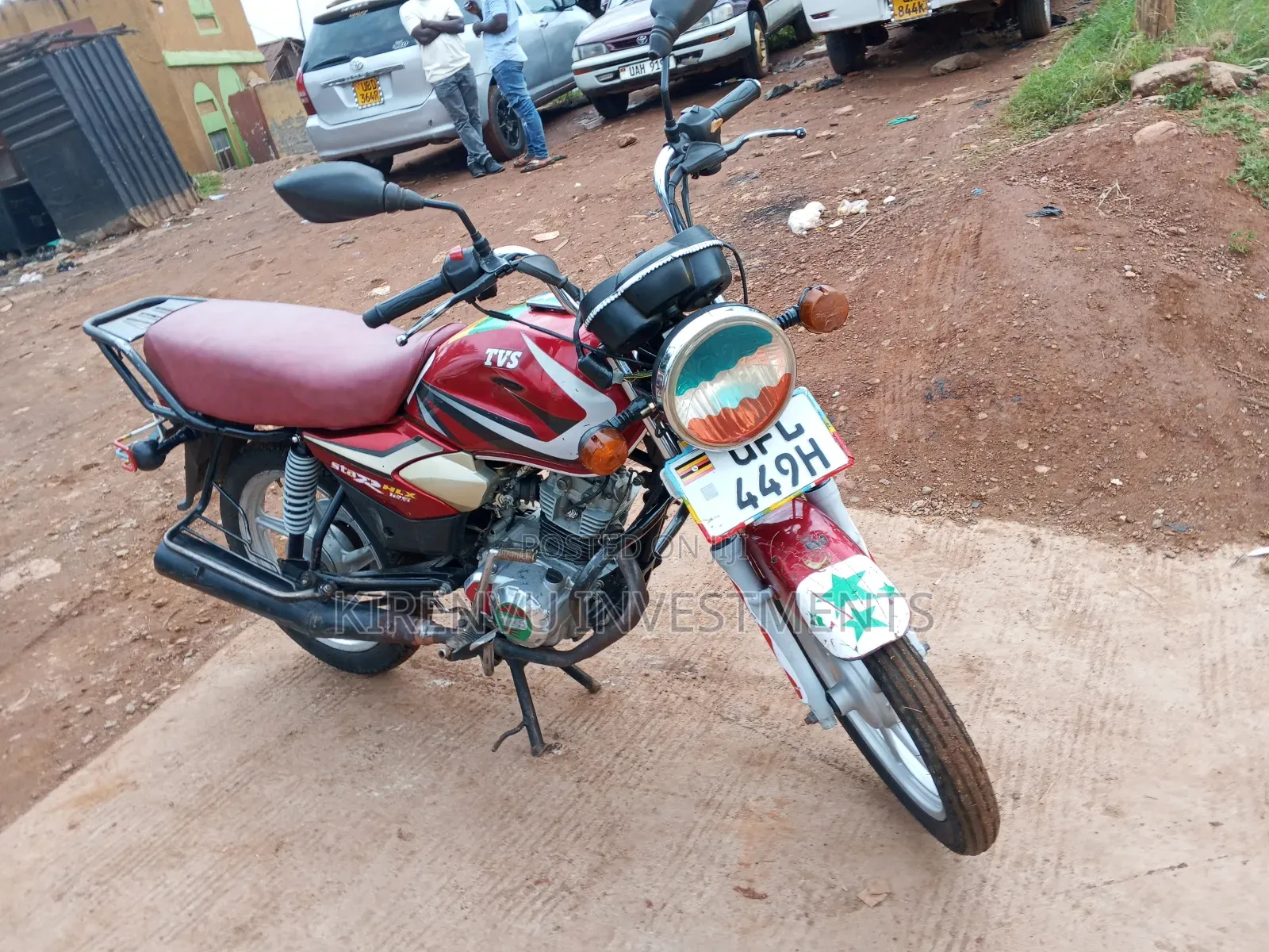 TVS HLX 125 2021 Red