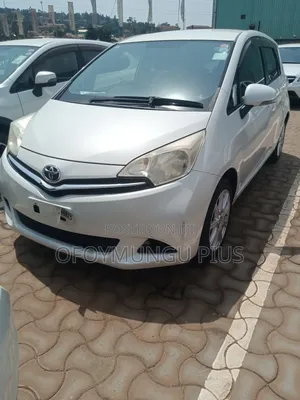 Toyota Ractis 2012 White