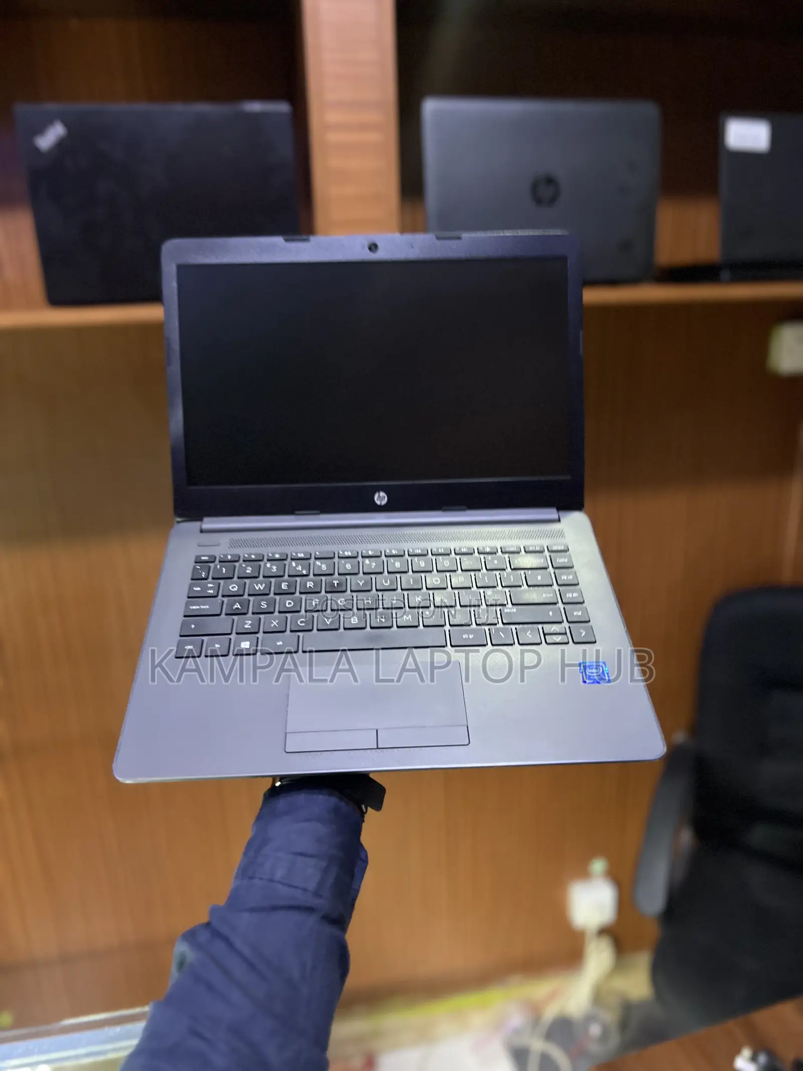 Laptop HP 240 G7 4GB Intel Celeron HDD+SSD 128GB