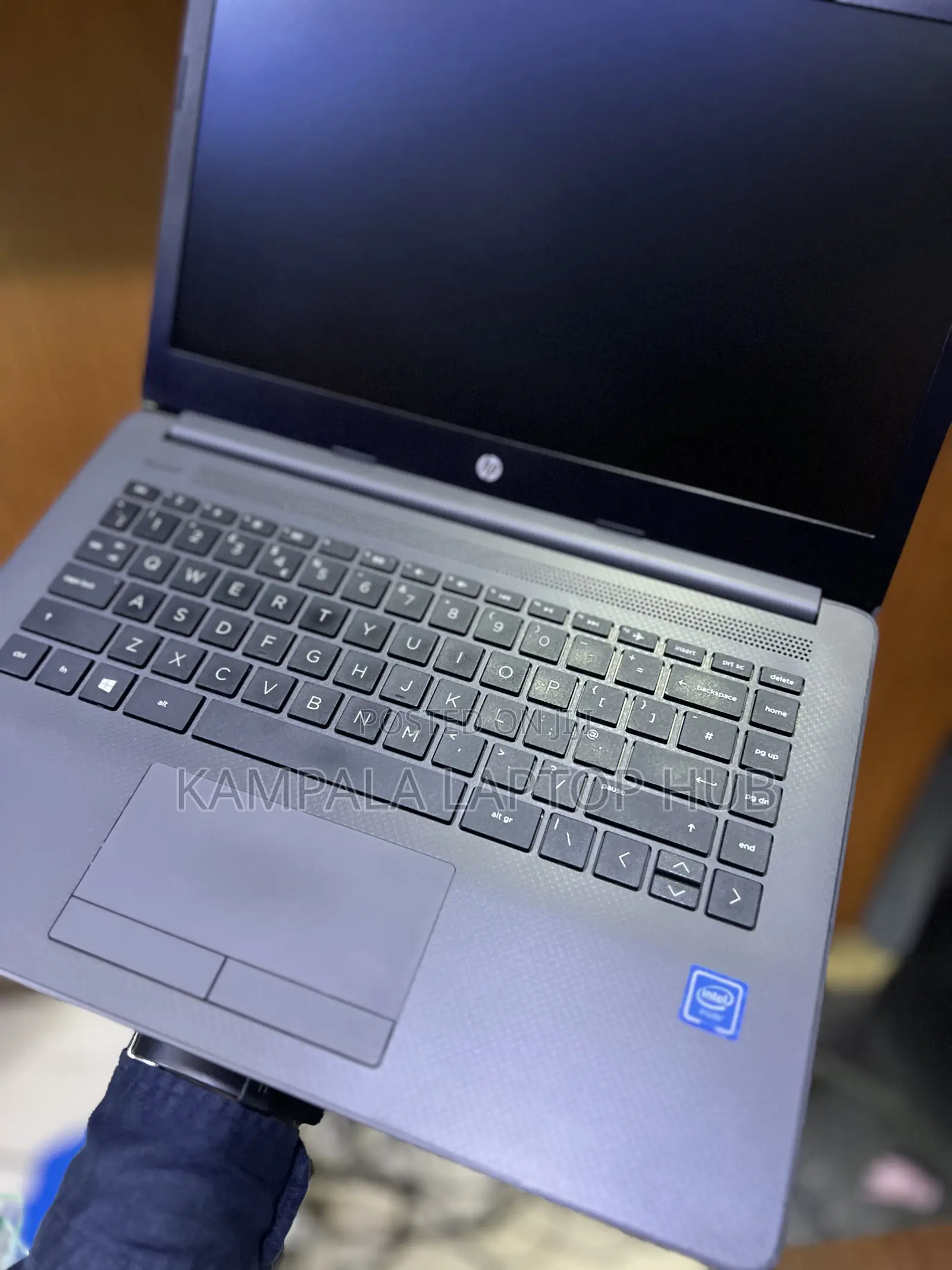 Laptop HP 240 G7 4GB Intel Celeron HDD+SSD 256GB