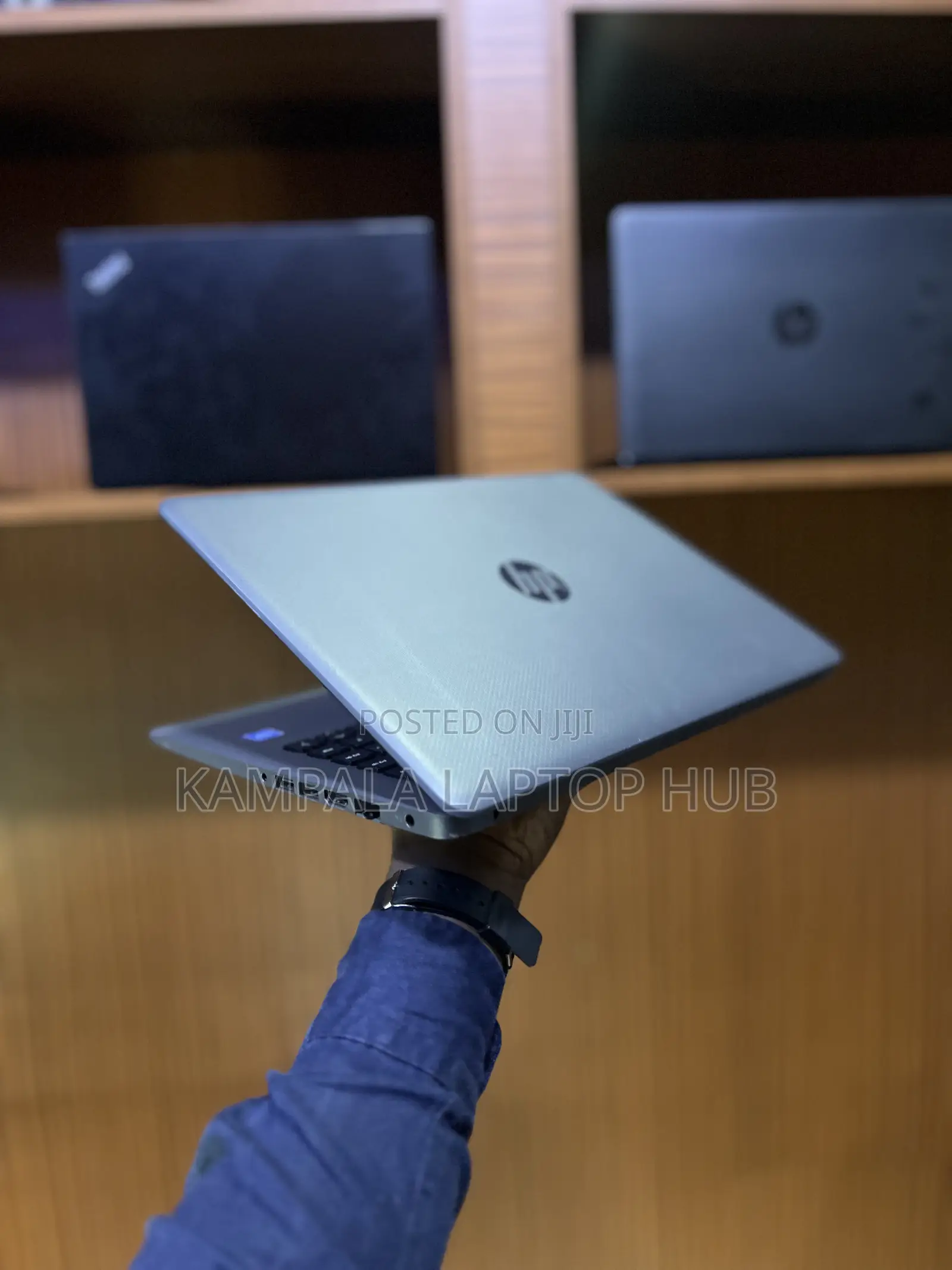 Laptop HP 240 G7 4GB Intel Core I3 HDD+SSD 128GB