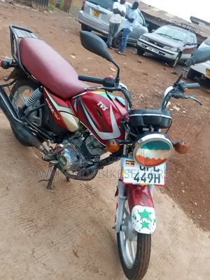 TVS HLX 125 2022 Red