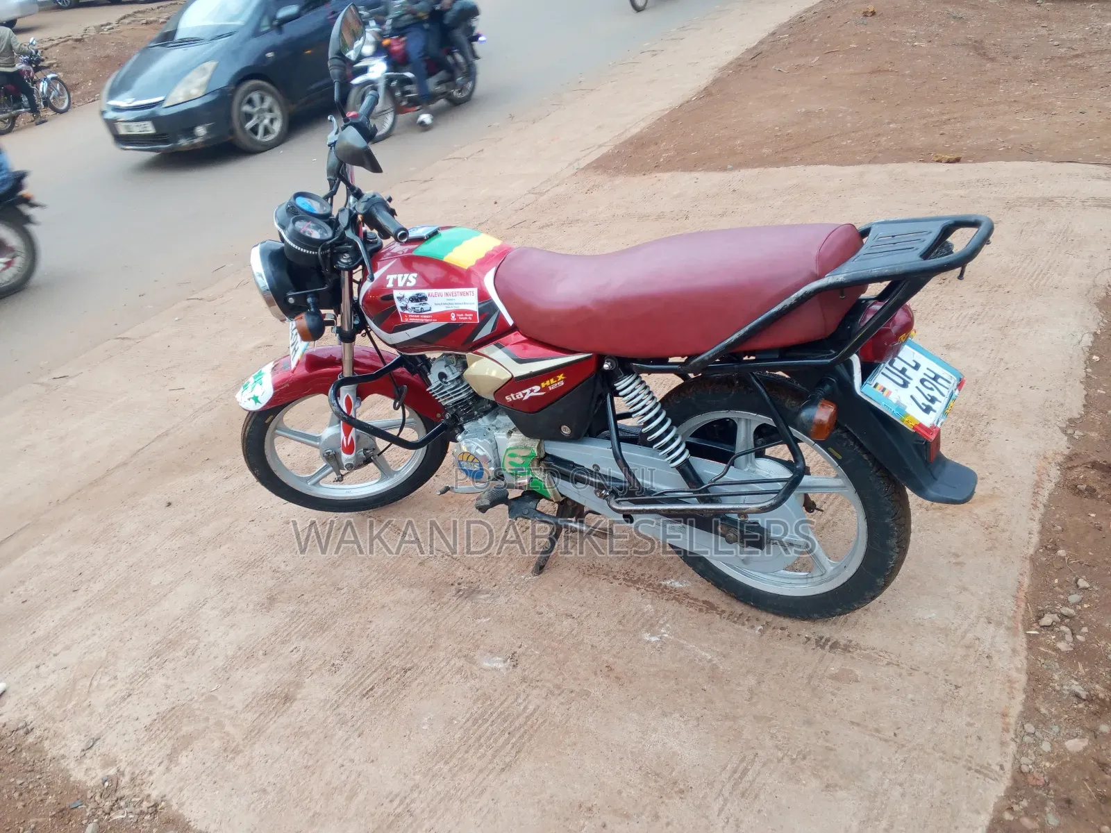 TVS HLX 125 2022 Red