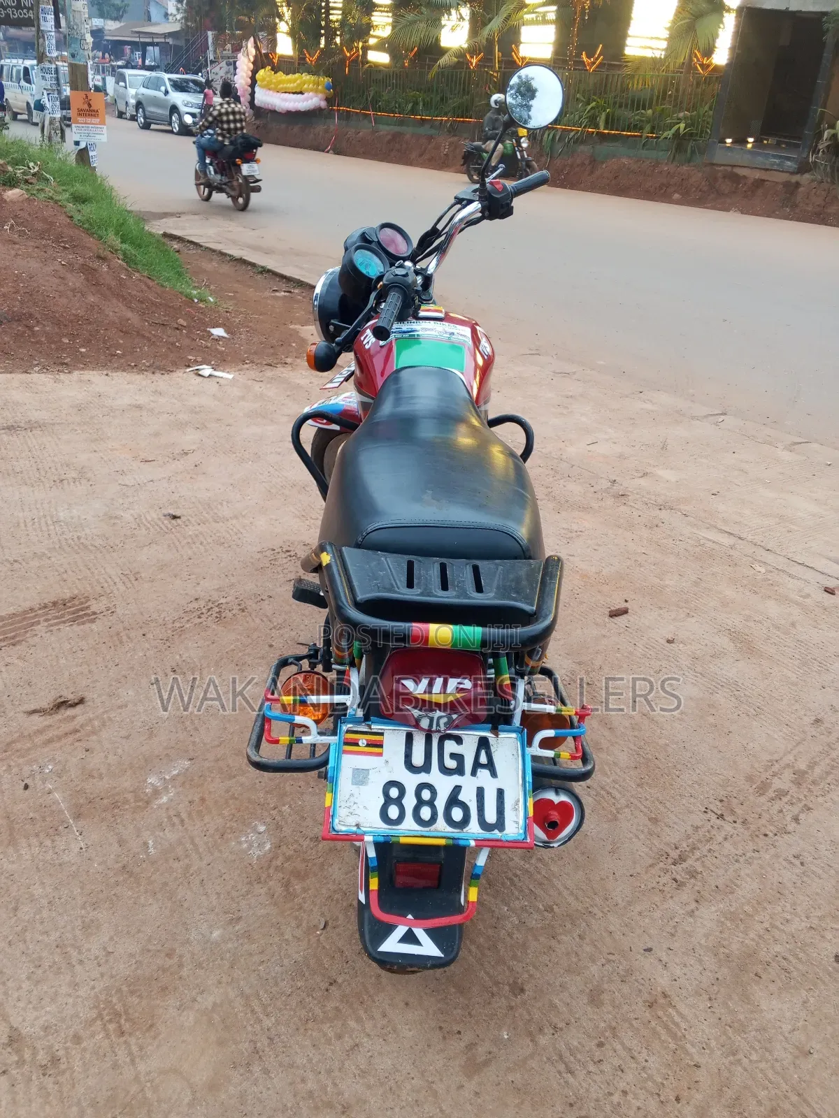 TVS HLX 125 2024 Red