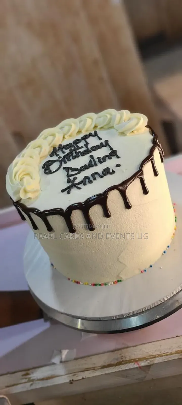 Cream Cakes Birthday Flat Cakes and Black Drip 99