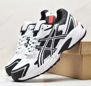 Original Asics Gel-170 Tr Black/White Sneakers