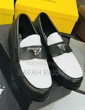 Original Men’S Prada Two-tone Brushed Leather Loafers