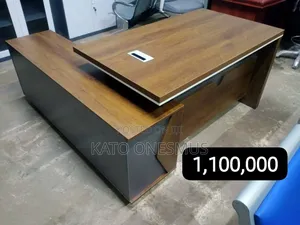 Newly Modernised Office Table