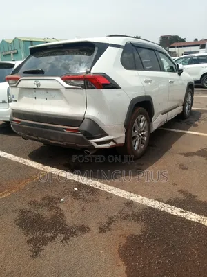 Toyota RAV4 2016 White