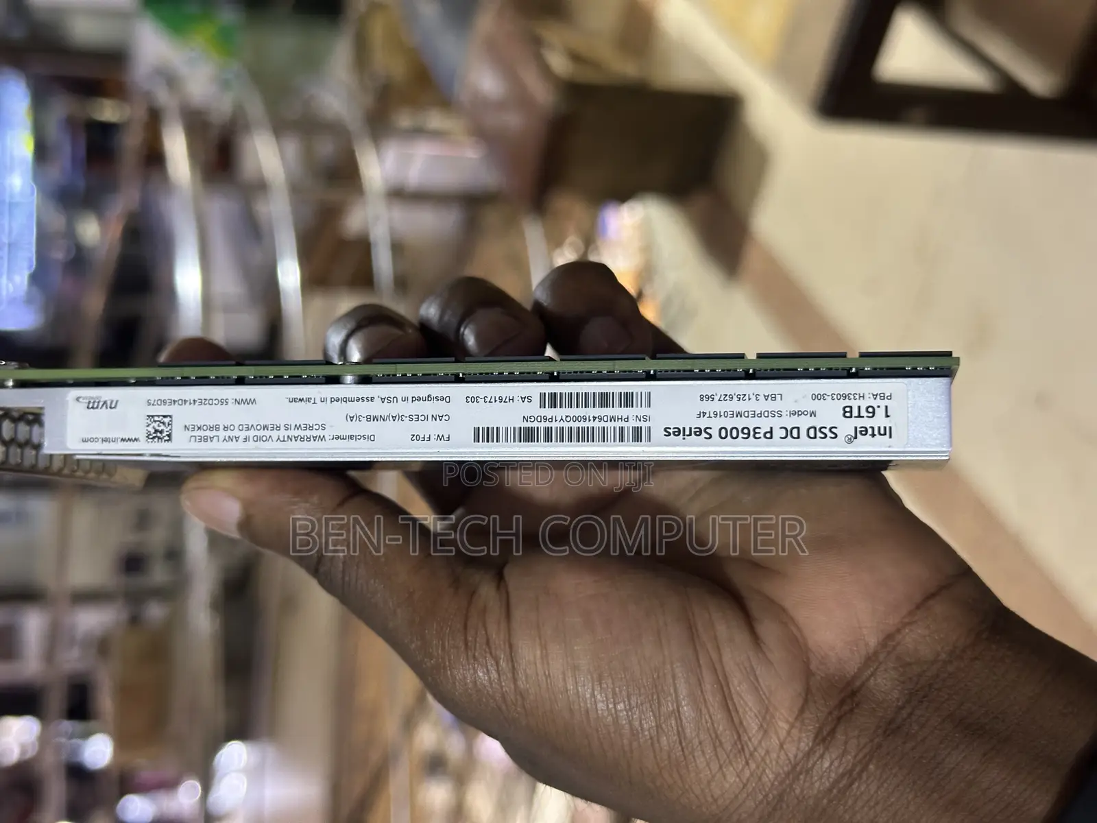 1.6tb Intel Solid State Drive