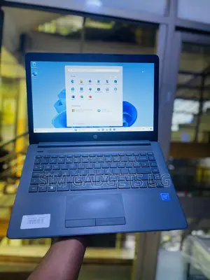 Laptop HP 14-Ep0063 4GB Intel Core I5 SSD 128GB