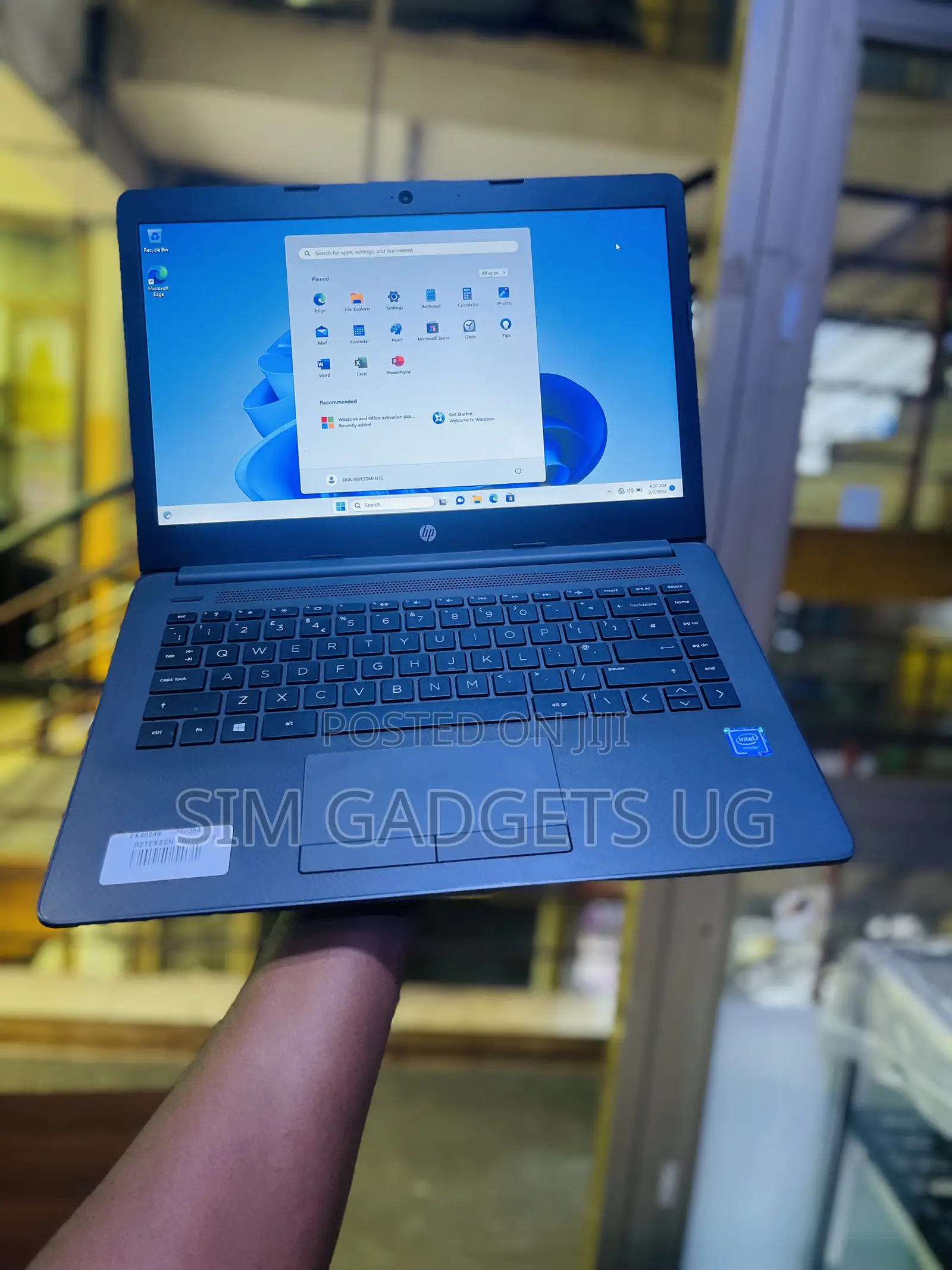 Laptop HP 14-Ep0063 4GB Intel Celeron SSD 128GB