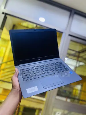Laptop HP 14-Ep0063 4GB Intel Celeron SSD 128GB