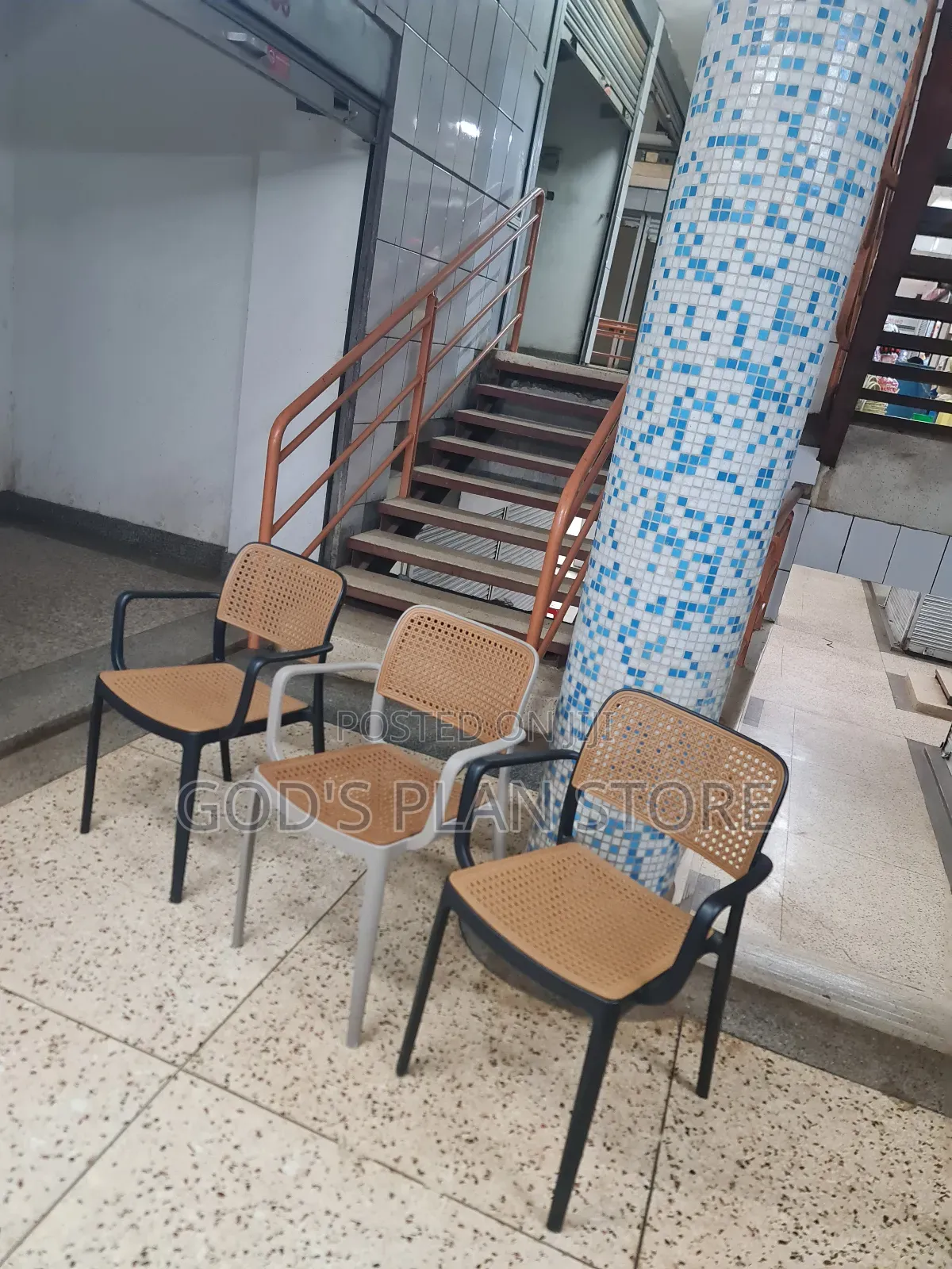Bowfoot Industrial Plastic Chairs Plastic Chairs