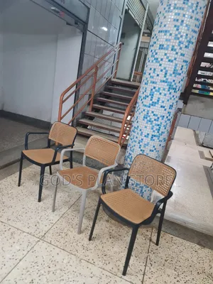 Bowfoot Industrial Plastic Chairs Plastic Chairs