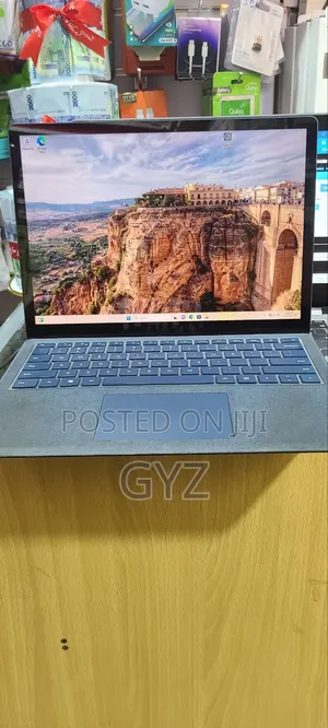 Laptop Microsoft Surface 3 8GB Intel Core I5 SSD 256GB