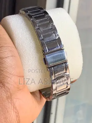 Louis Vuitton Tambour Horizon Light Up Watch