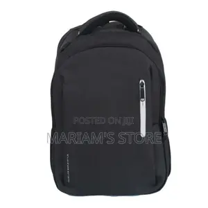 Soo Anti Theft Laptop Bag With Charging Port _Black