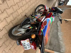 Bajaj CT 125X 2023 Red