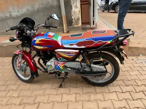 Bajaj CT 125X 2023 Red