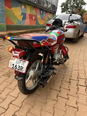 Bajaj CT 125X 2023 Red