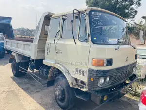 Fuso Dumper Round Light