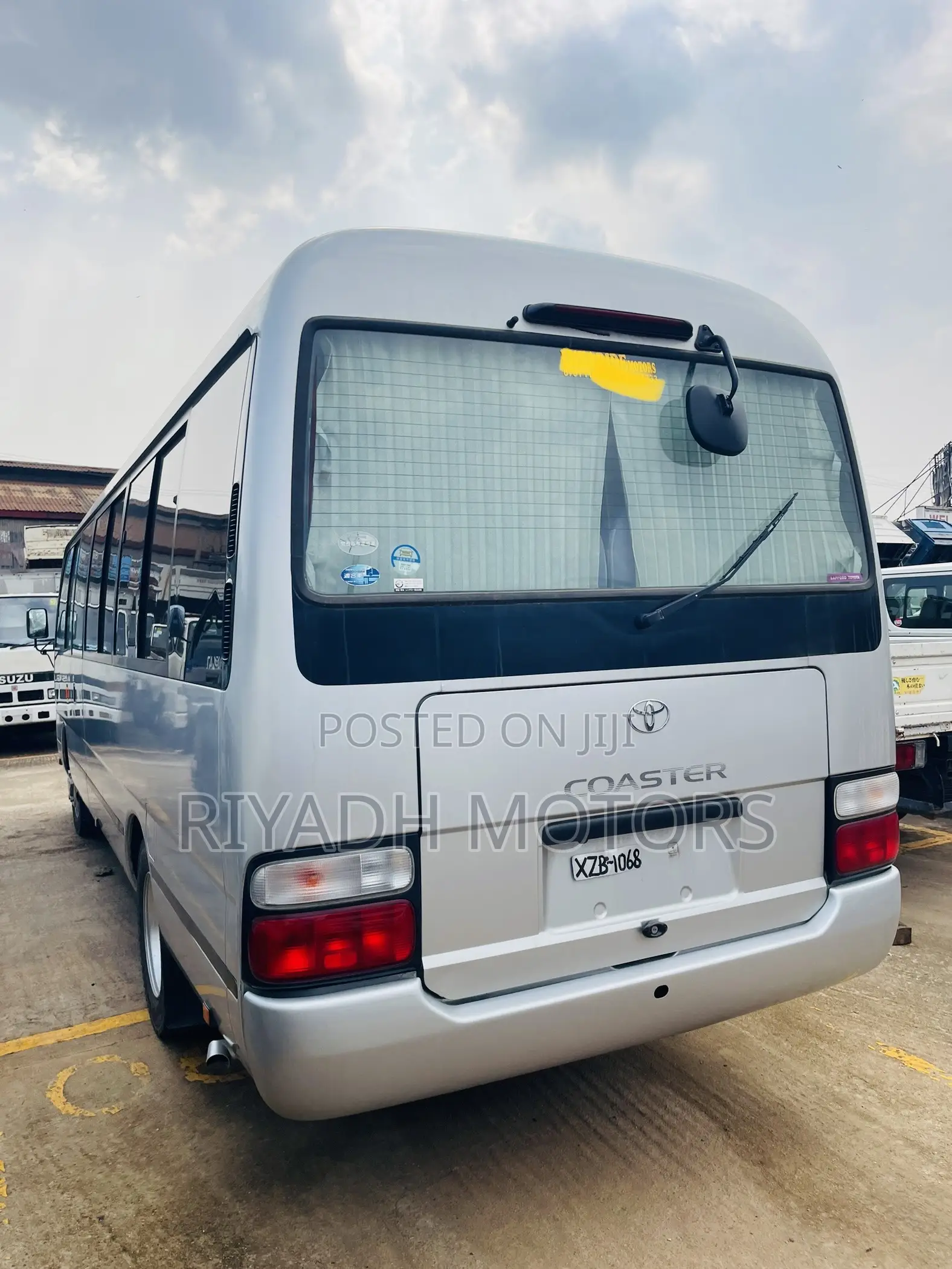 Toyota Coaster 2014 Silver