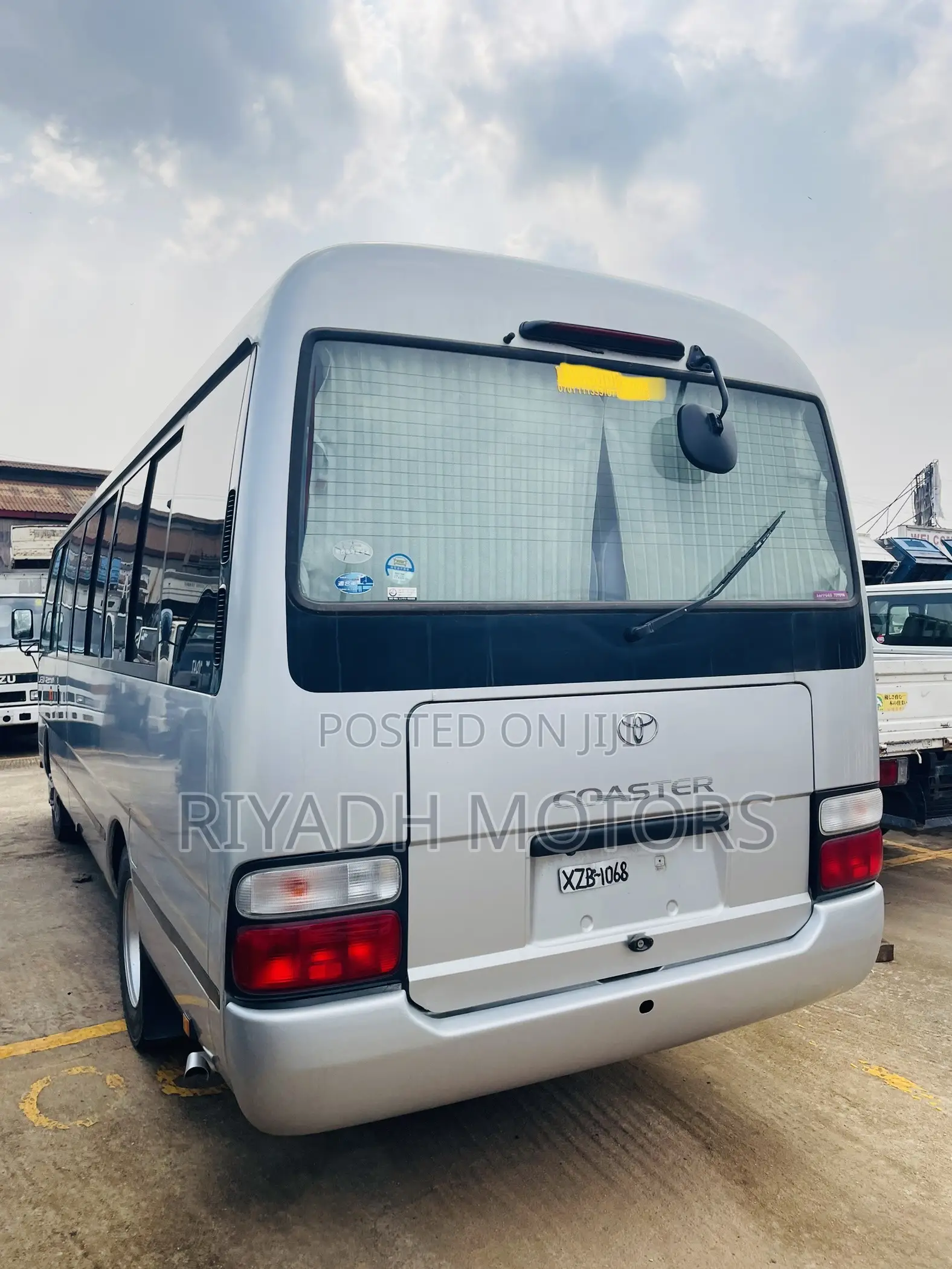 Toyota Coaster 2014 Silver