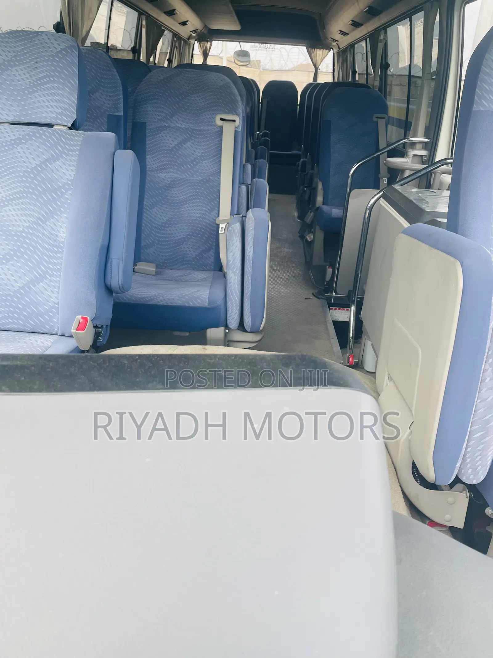 Toyota Coaster 2014 Silver