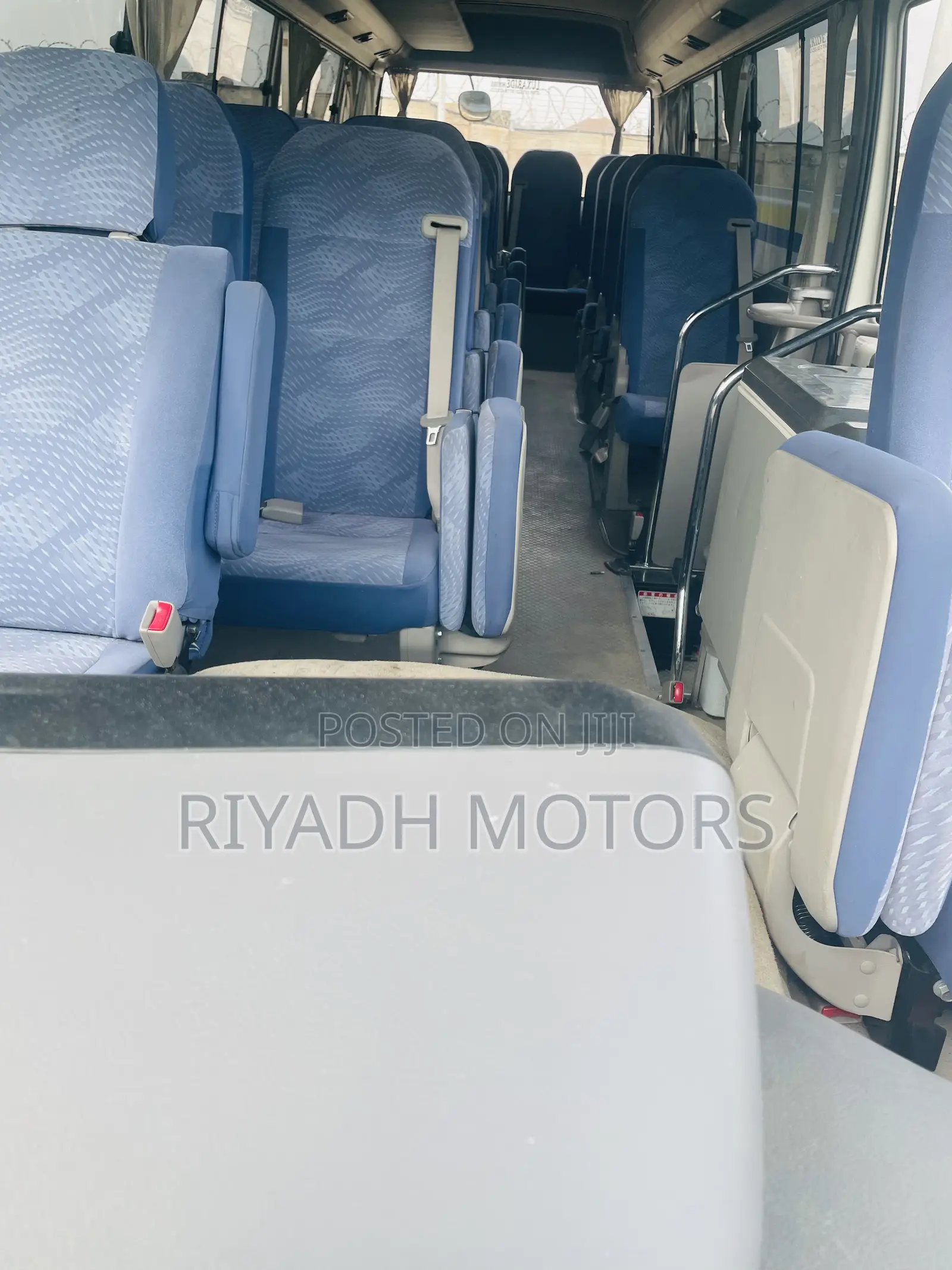 Toyota Coaster 2014 Silver