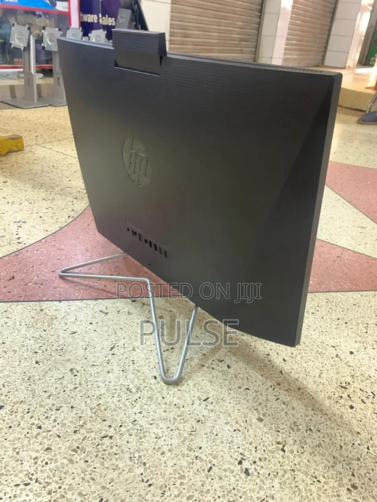 Desktop Computer HP 200 G4 22 All-in-One 8GB Intel Core I3 SSD 256GB