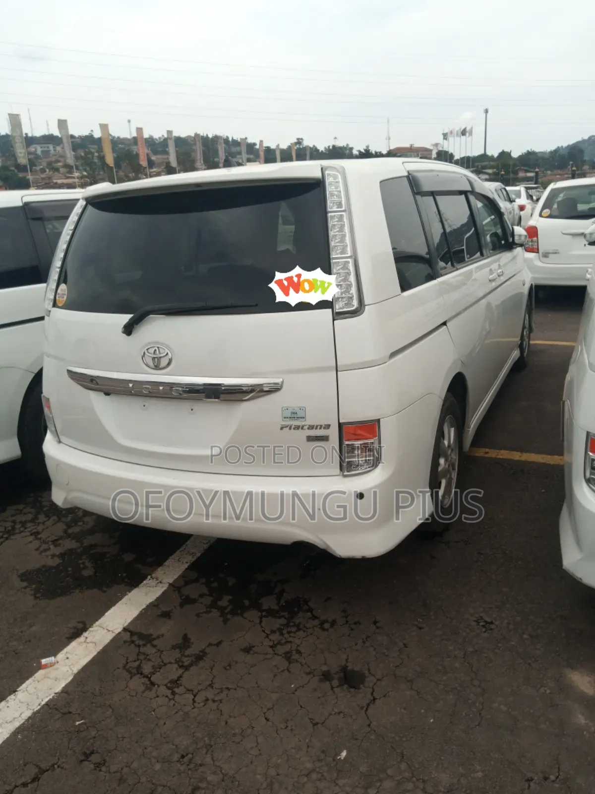Toyota ISIS 1.8 L 2WD 2012 White