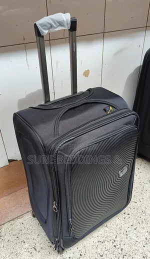 Executive Simple Suitcase