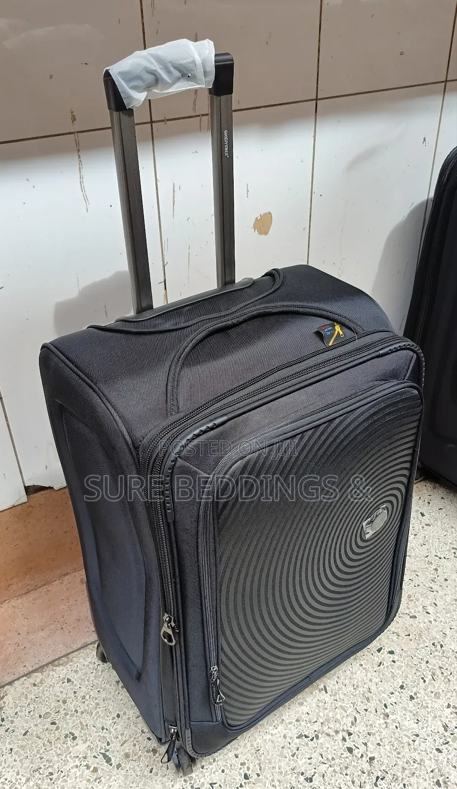 Executive Simple Suitcase