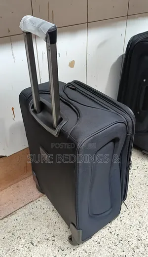 Executive Simple Suitcase
