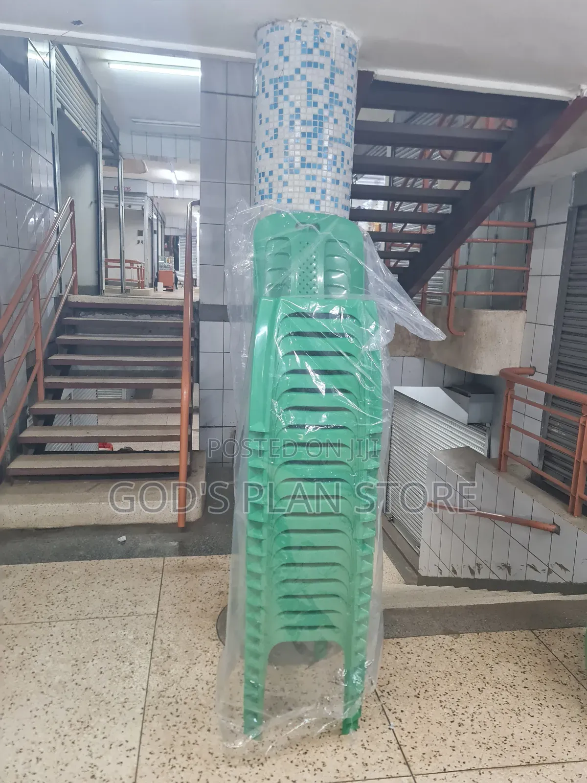 Moulded Indoor Outdoor Plastic Chairs Plastic Chairs