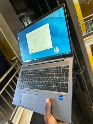Laptop HP ZBook Studio G8 16GB Intel Core I7 SSD 512GB