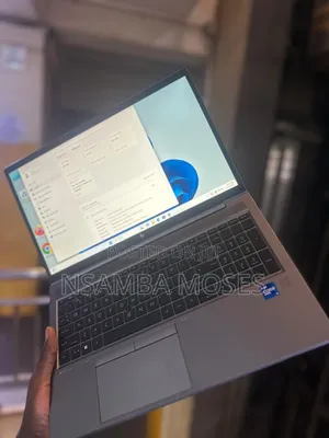 Laptop HP ZBook Studio G8 16GB Intel Core I7 SSD 512GB
