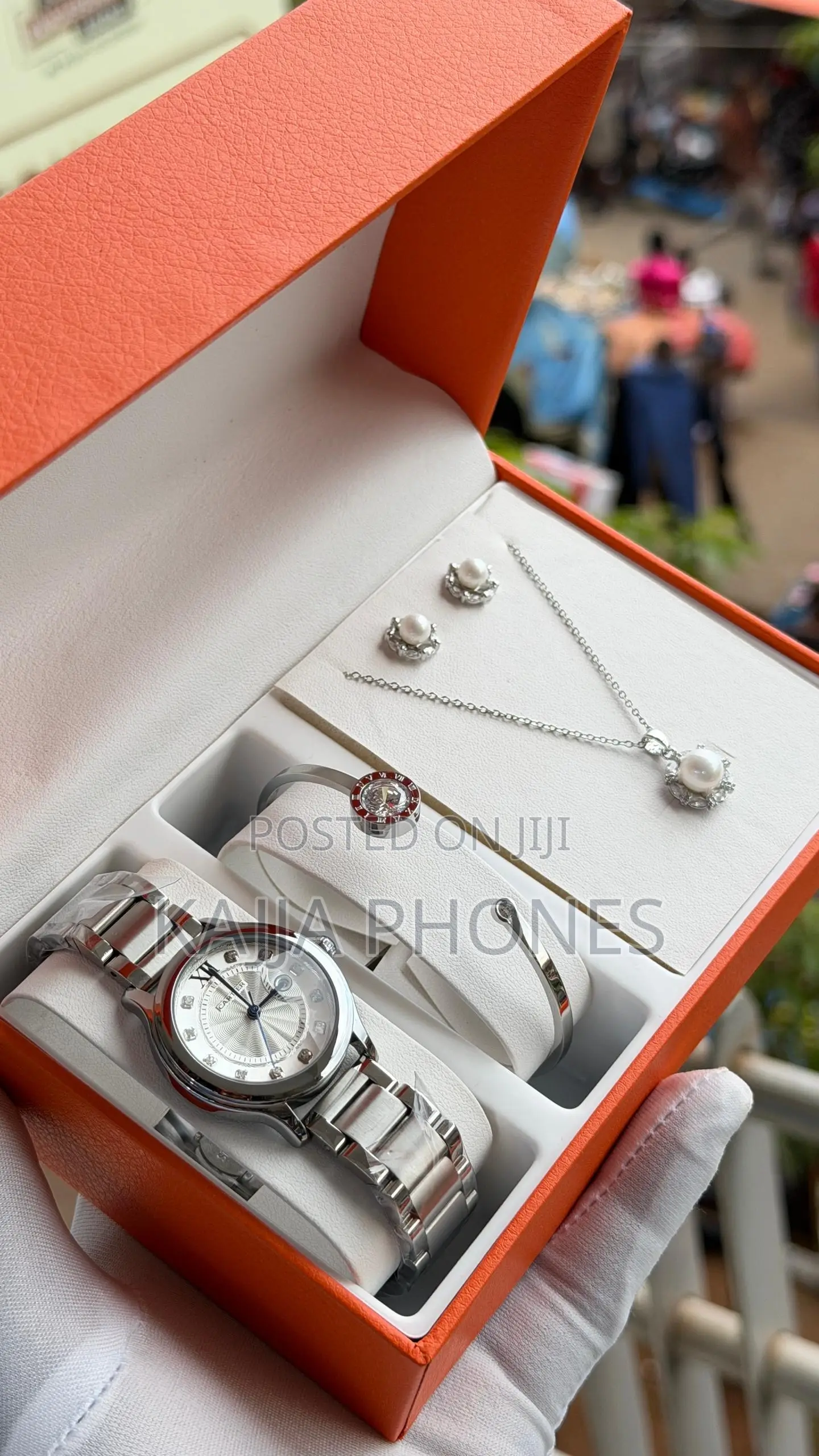 Versace Watch  22