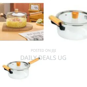 Borosilicate Glass Saucepan With a Lid and Wooden Handle
