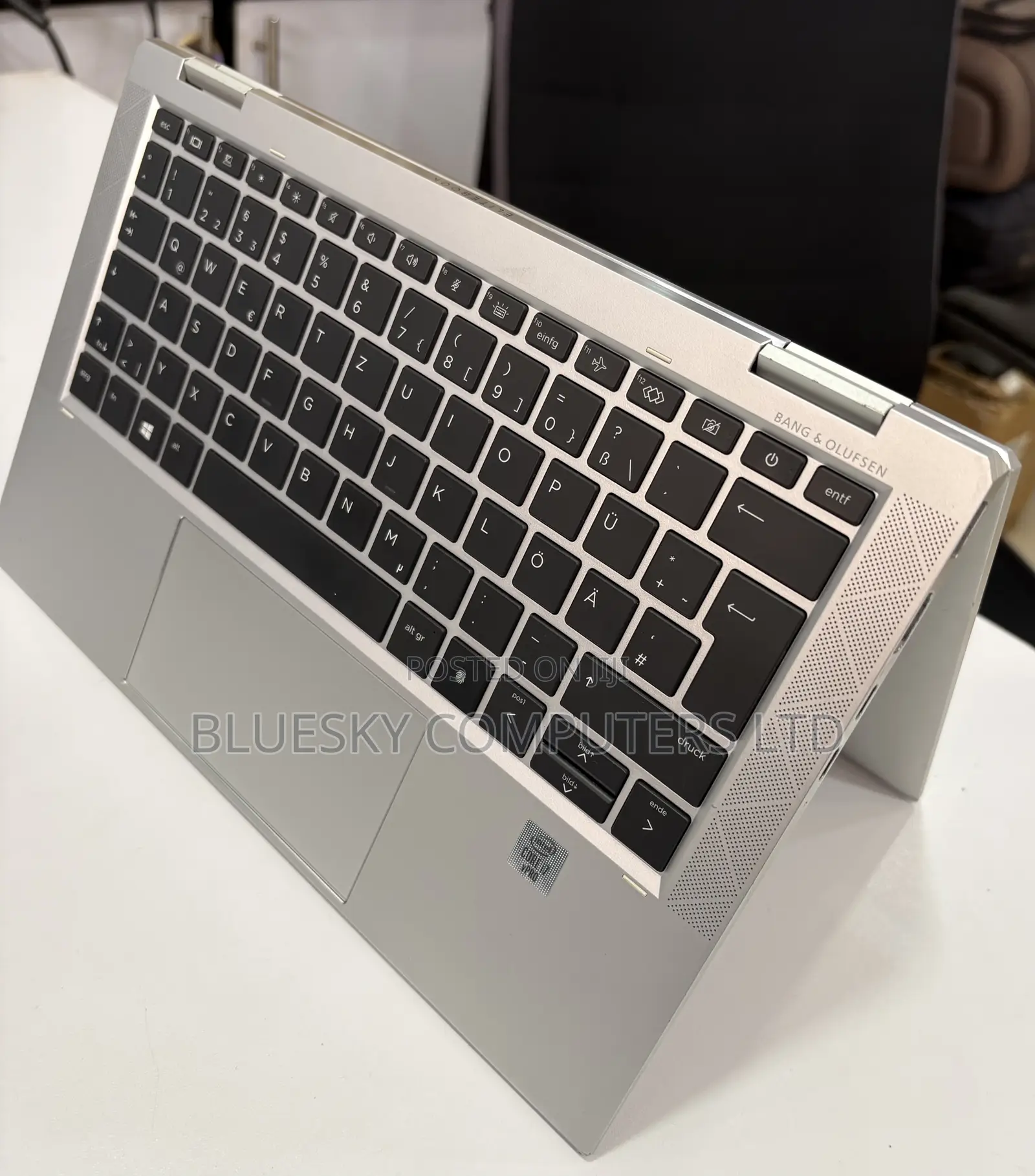 New Laptop HP EliteBook X360 1040 G7 32GB Intel Core I7 SSD 512GB