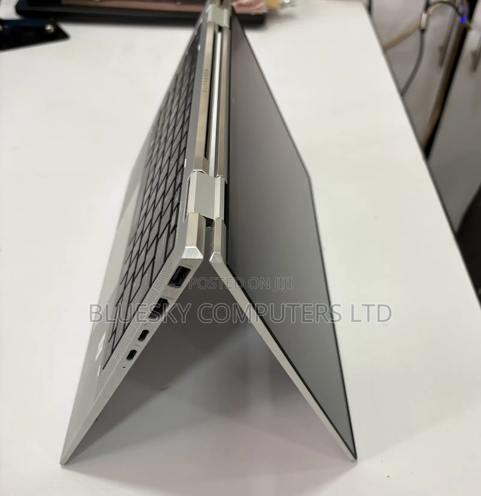 New Laptop HP EliteBook X360 1040 G7 32GB Intel Core I7 SSD 512GB