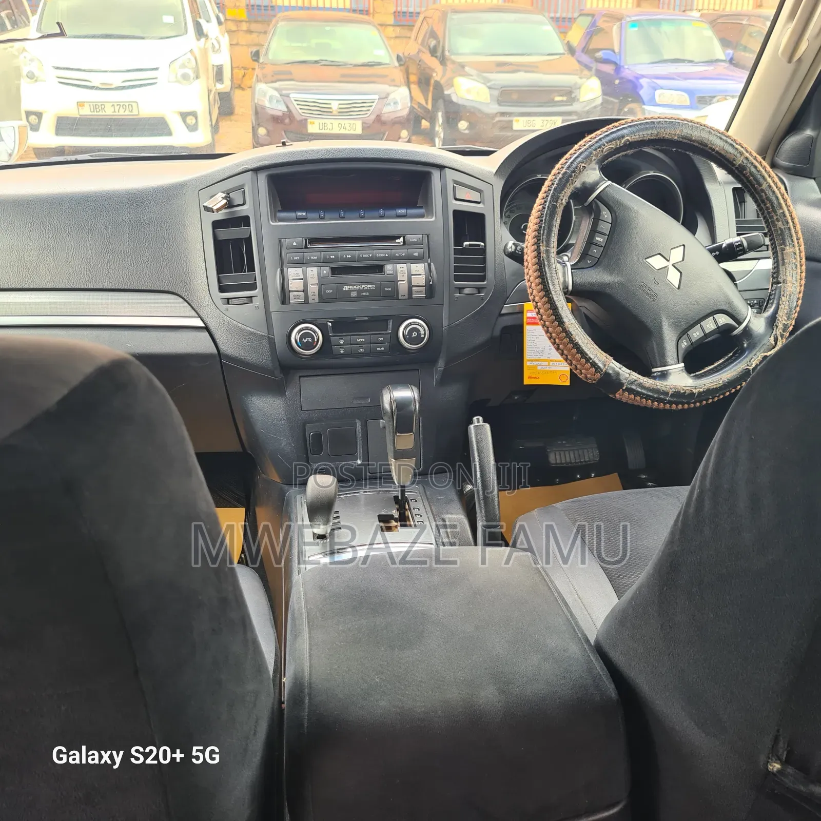 Mitsubishi Pajero 2010 Silver